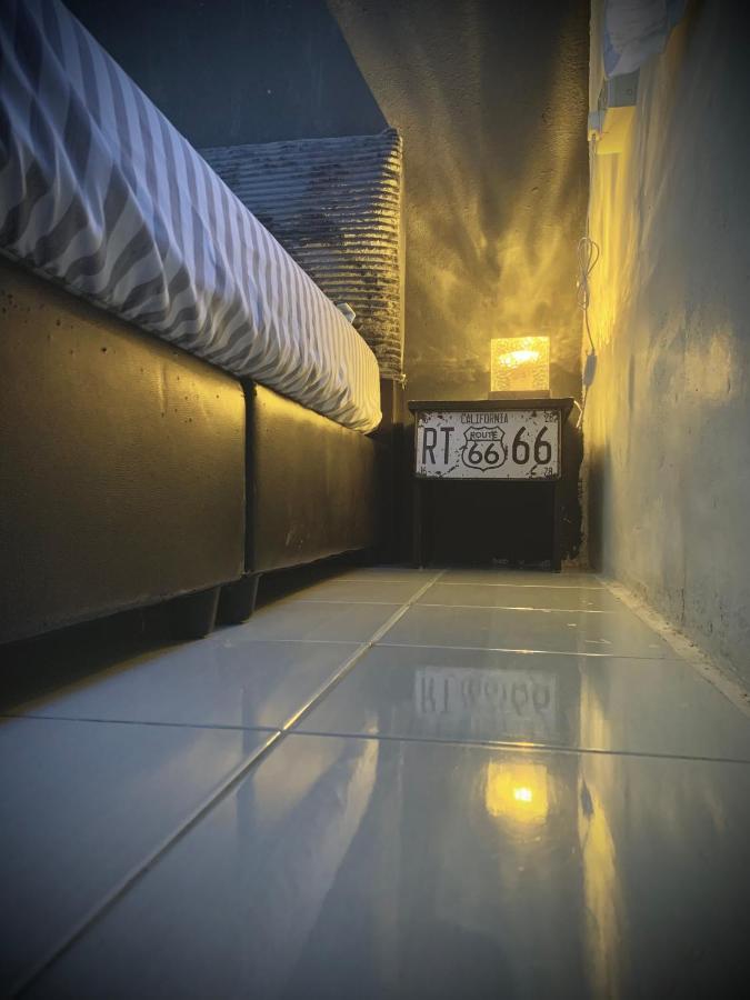 Хостел Boxpackers Langkawi Пантай-Сенанг Экстерьер фото